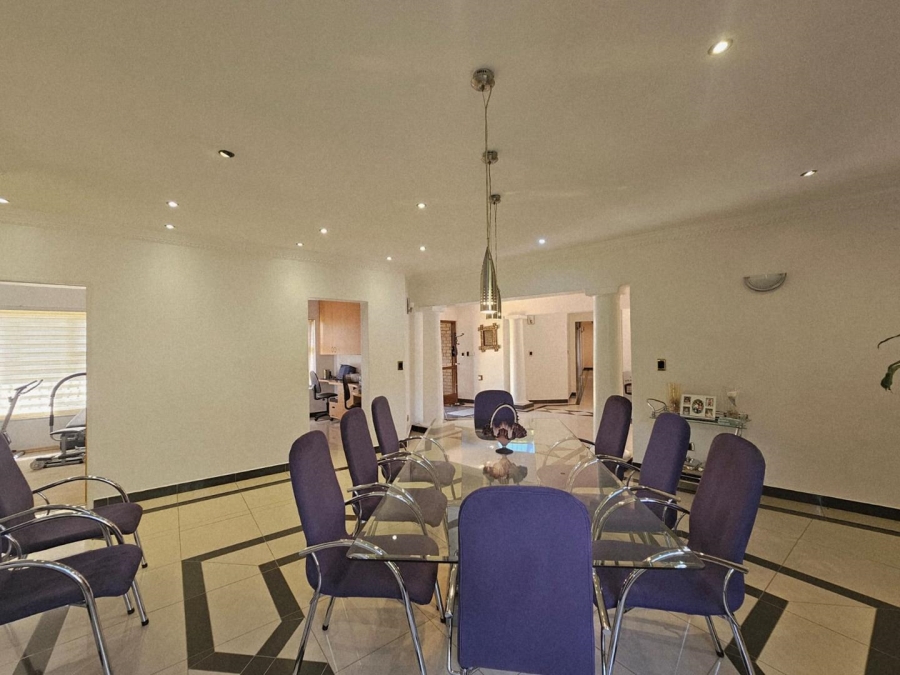 4 Bedroom Property for Sale in Ladybrand Free State